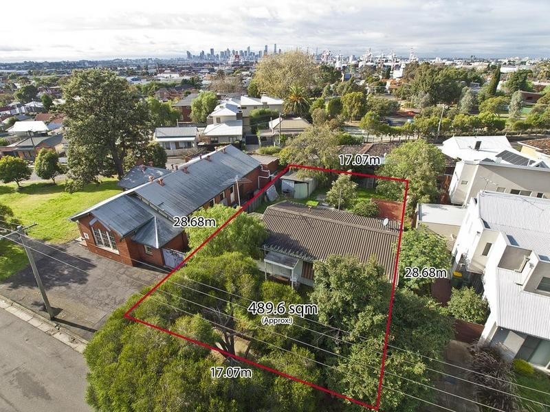 1 Bellairs Avenue, Seddon VIC 3011