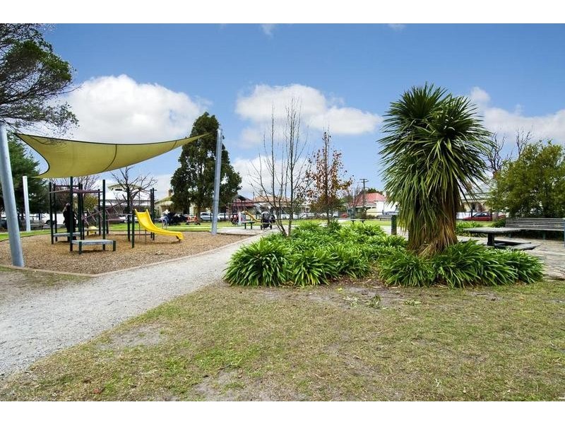 1 Bellairs Avenue, Seddon VIC 3011