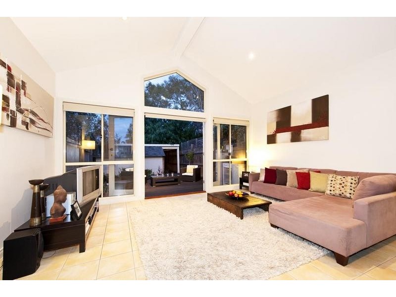 100 Hall Street, Newport VIC 3015