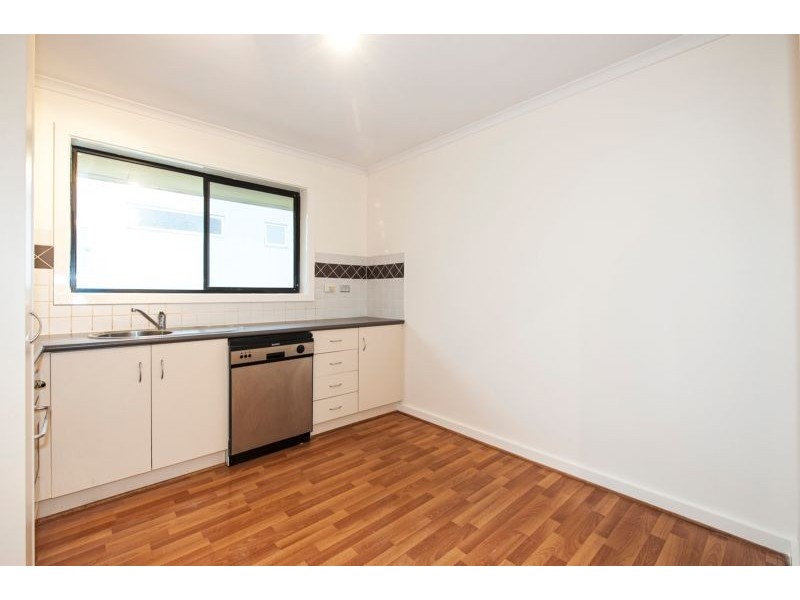 12/9 Churchill Avenue, Maidstone VIC 3012