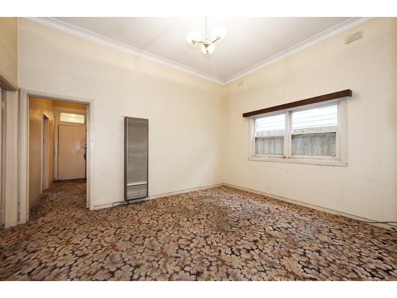 3 Empress Avenue, Kingsville VIC 3012