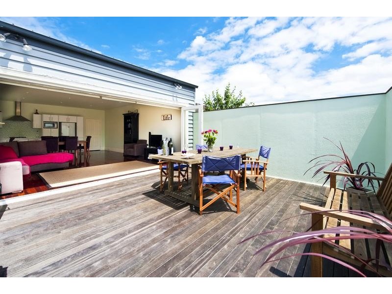 114 Charles Street, Seddon VIC 3011