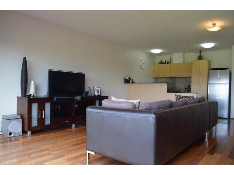 8 Levien Lane, Footscray VIC 3011