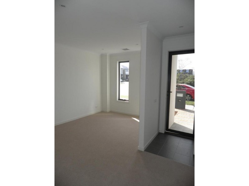 58 McDougall Drive, Footscray VIC 3011