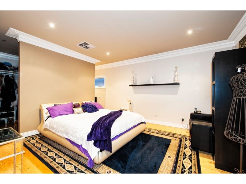 26 Edgar Street, Kingsville VIC 3012