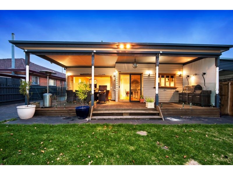 26 Edgar Street, Kingsville VIC 3012