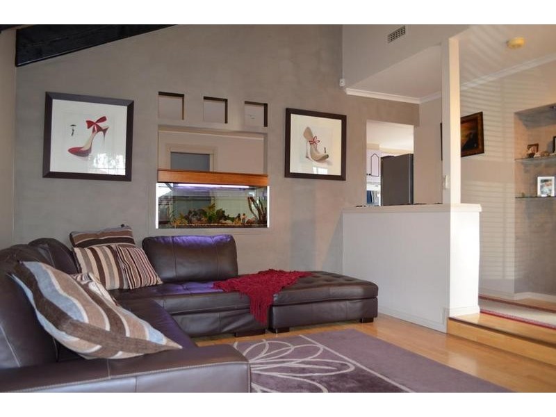 18 Oxford Street, West Footscray VIC 3012