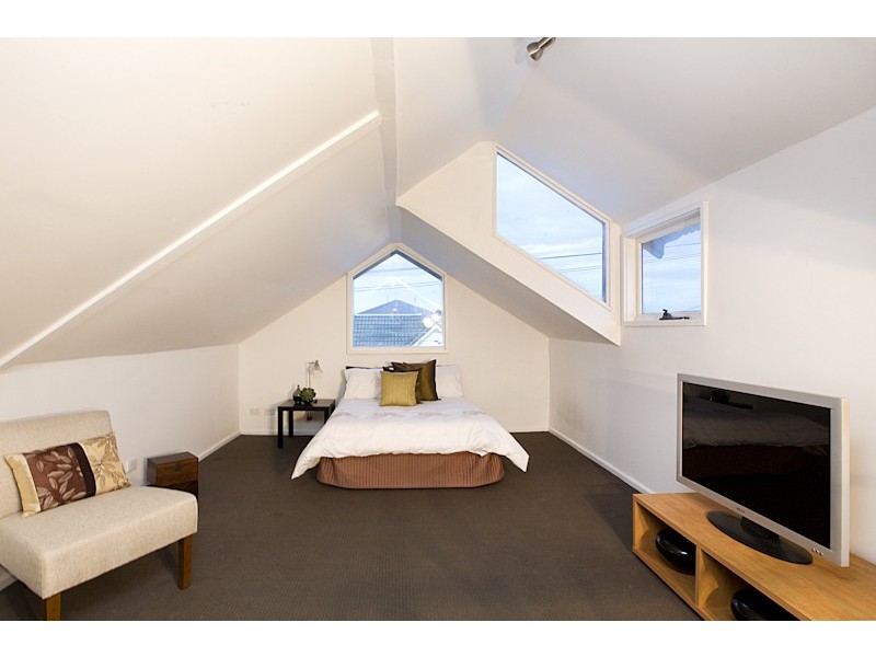 2 North Street, Seddon VIC 3011