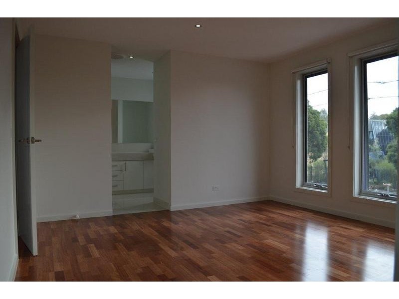 19 Rooney Street, Maidstone VIC 3012