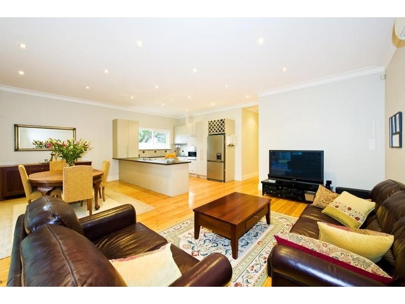 11 Thomas Street, Yarraville VIC 3013