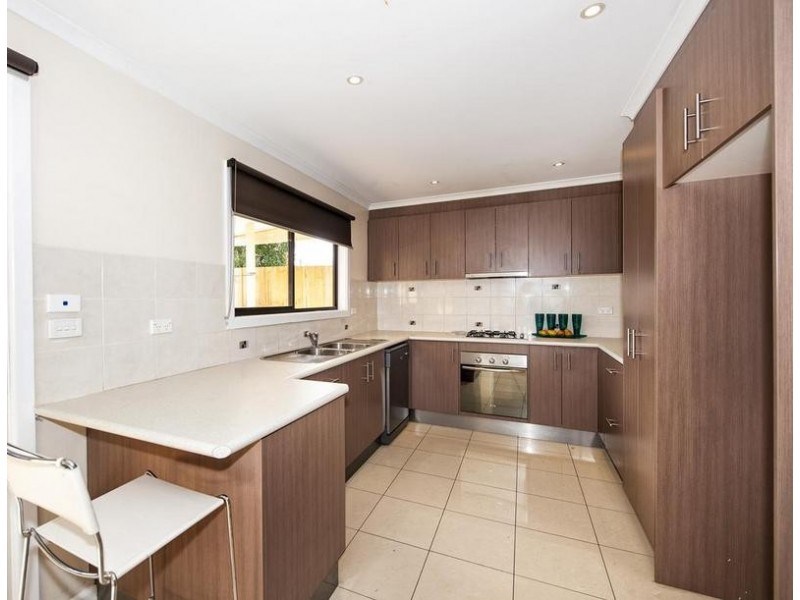 52 Dunkeld Avenue, Sunshine North VIC 3020