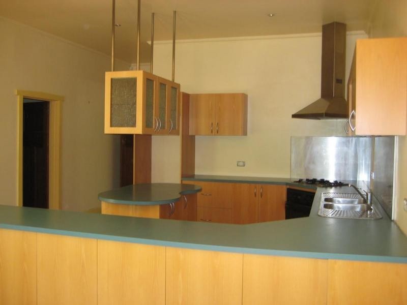 143 Empress Avenue, Kingsville VIC 3012