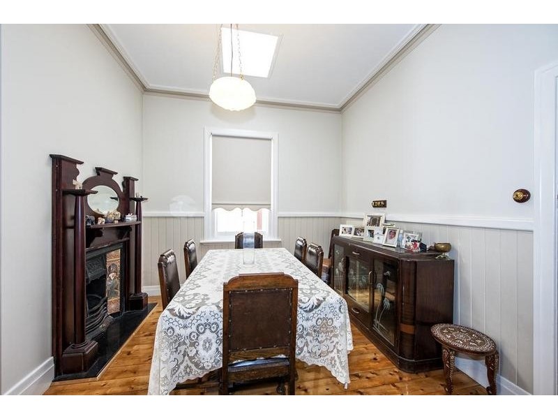 4 Naismith Street, Footscray VIC 3011