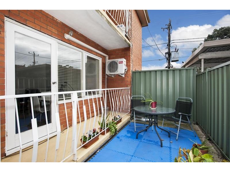 1/17 Kingsville Street, Kingsville VIC 3012