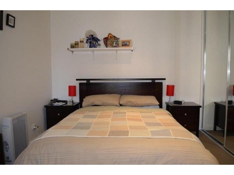 10/18 Blandford Street, West Footscray VIC 3012