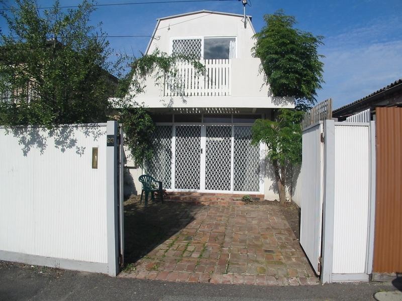 93 Pilgrim Street, Seddon VIC 3011