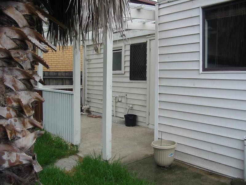 99 Hamilton Street, Yarraville VIC 3013