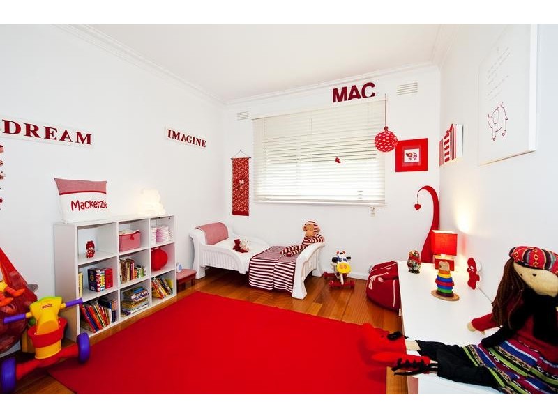 8 Cooper Avenue, Altona North VIC 3025