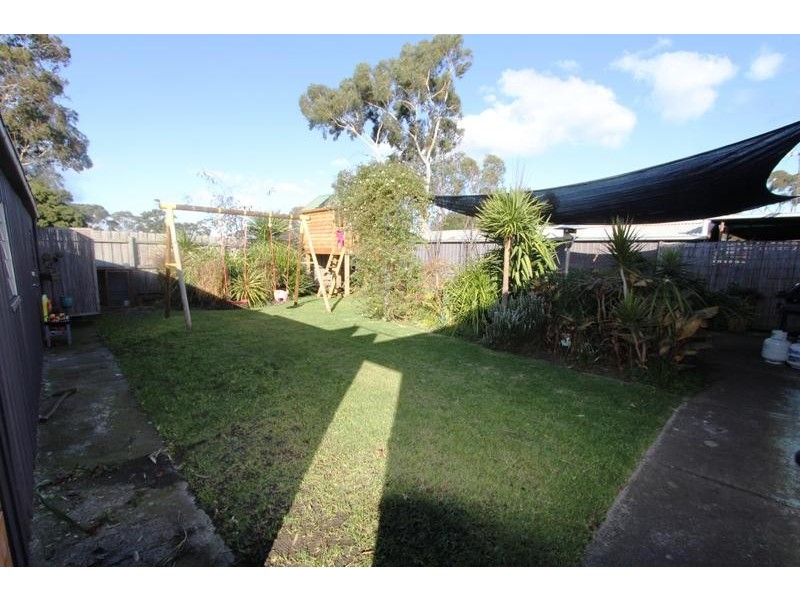 8 Cooper Avenue, Altona North VIC 3025