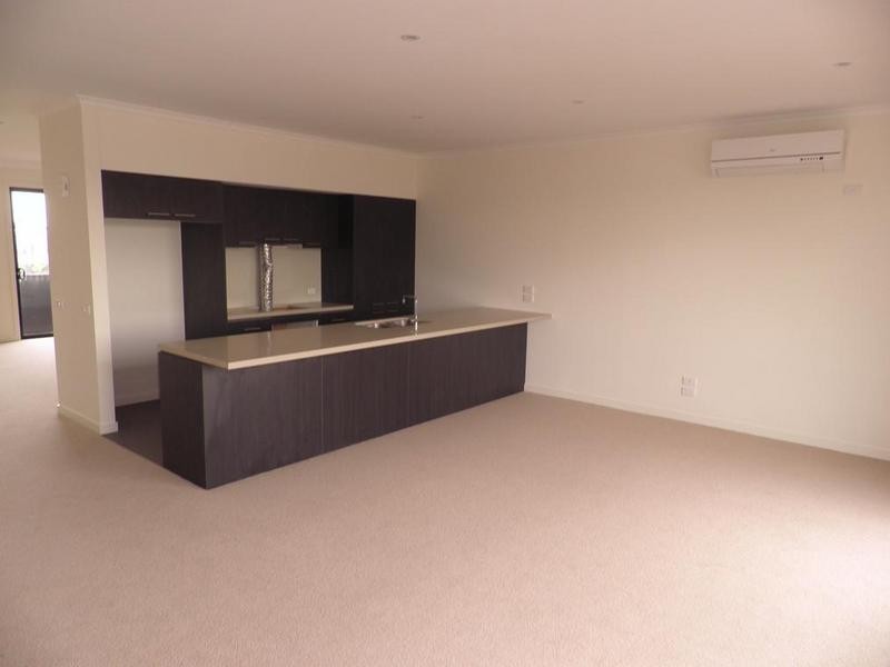 2 McDougall Drive, Footscray VIC 3011