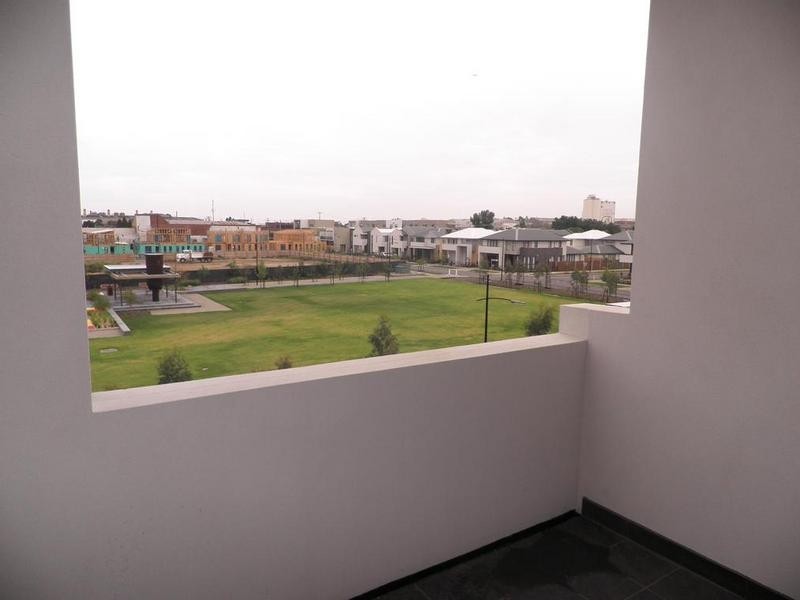 2 McDougall Drive, Footscray VIC 3011