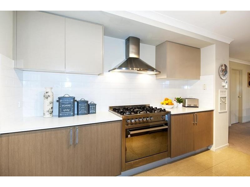 56 Barchester Avenue, Truganina VIC 3029