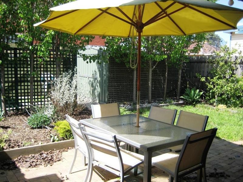 159 Queensville Street, Kingsville VIC 3012