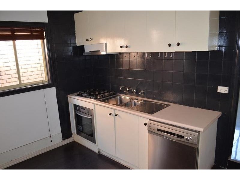 37 Napier Street, Footscray VIC 3011