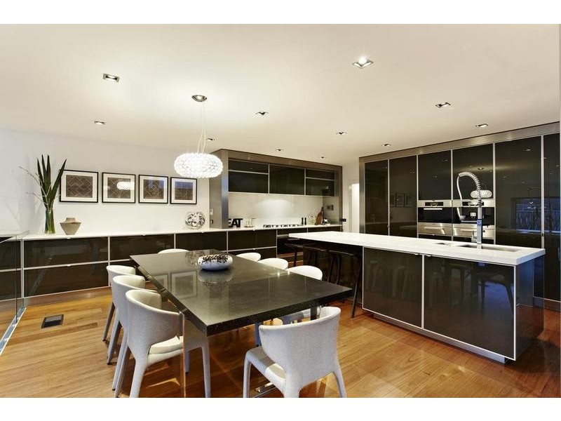 2D Castlemaine Street, Yarraville VIC 3013