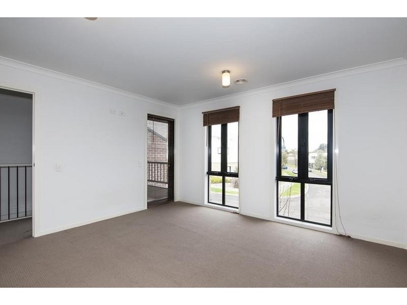 11 Crefden Street, Maidstone VIC 3012