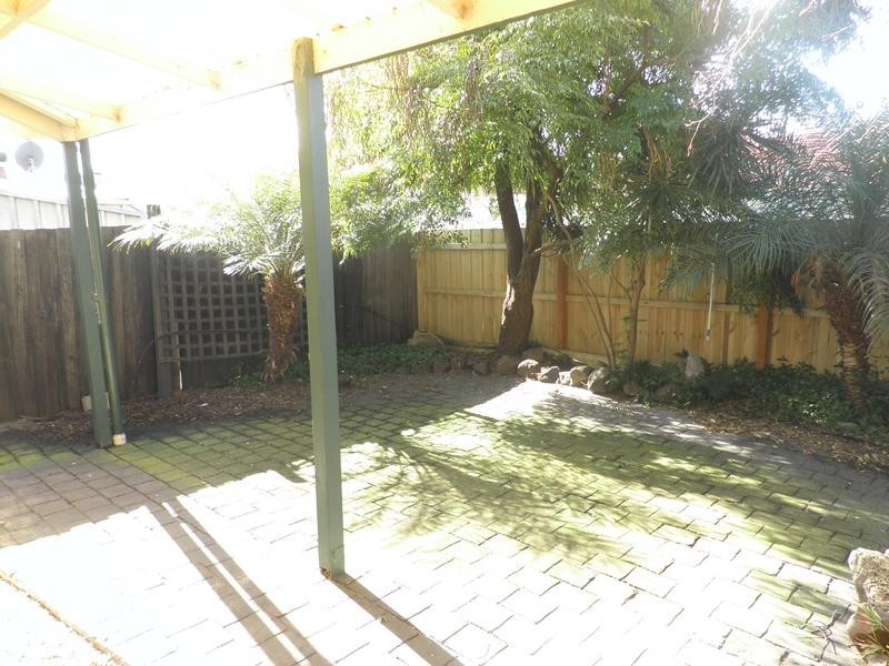 25 Windsor St, Footscray VIC 3011