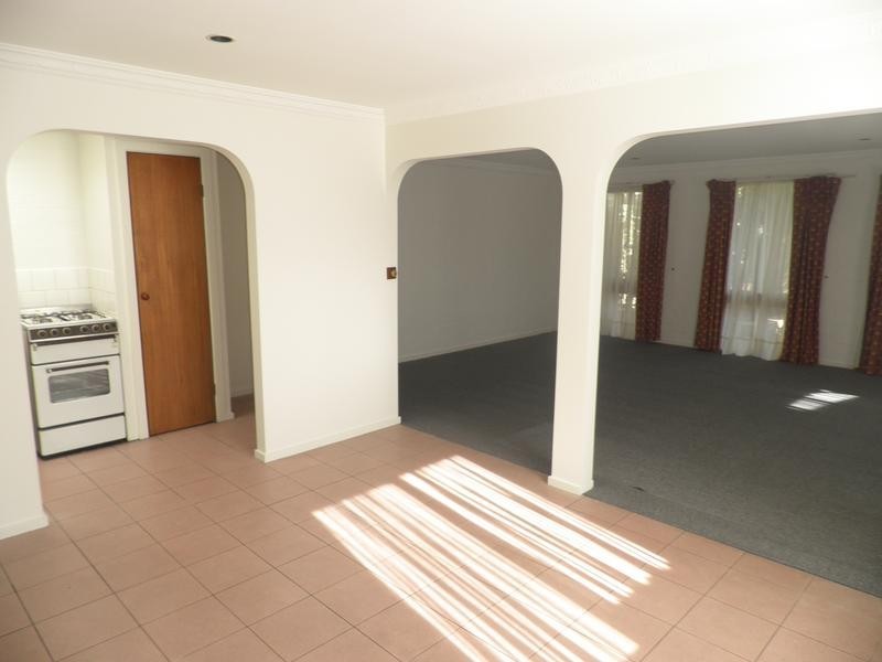 25 Windsor St, Footscray VIC 3011