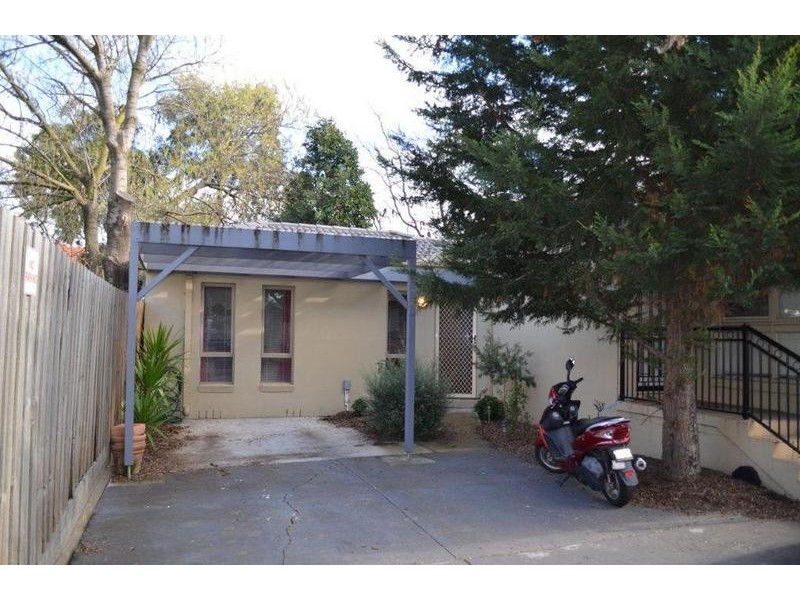 10/18 Blandford Street, West Footscray VIC 3012