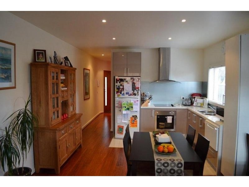 10/18 Blandford Street, West Footscray VIC 3012