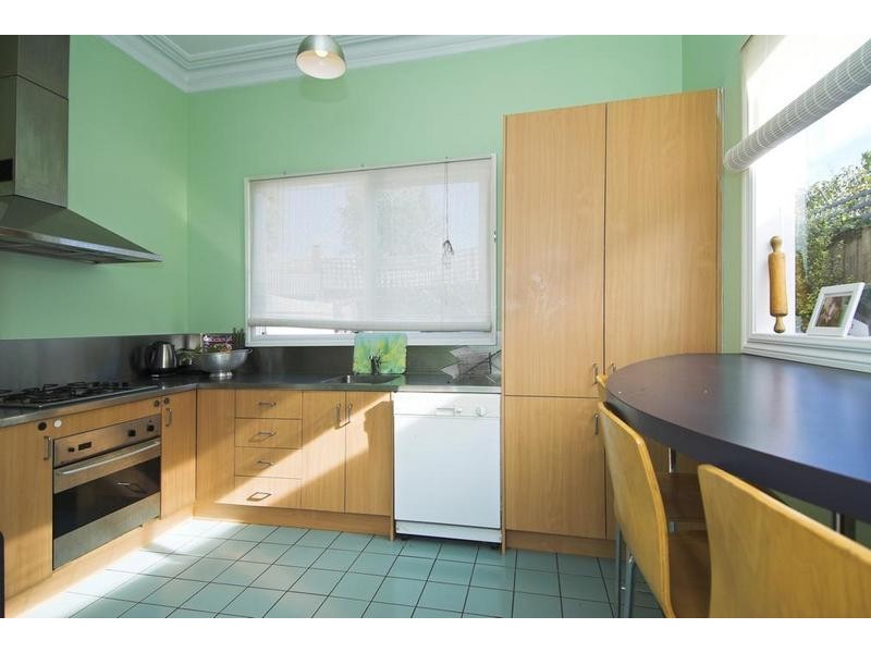 34 Williamstown Road, Kingsville VIC 3012