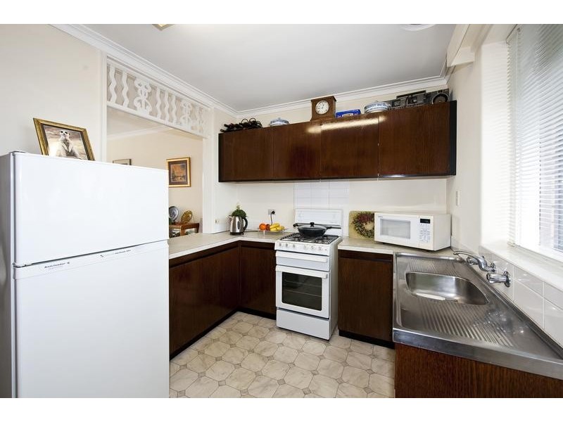 12/49 Napier Street, Footscray VIC 3011