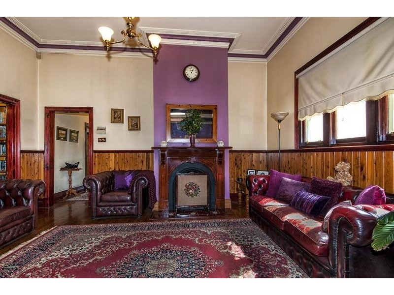 135 Empress Avenue, Kingsville VIC 3012