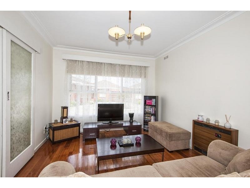 8/11 Bishop Street, Kingsville VIC 3012