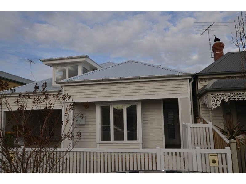 2/5 Stewart Street, Yarraville VIC 3013