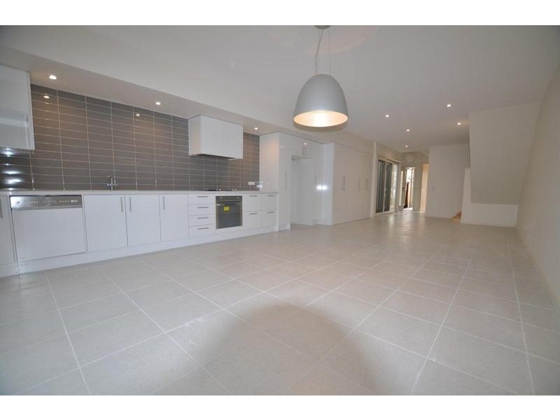 2/5 Stewart Street, Yarraville VIC 3013