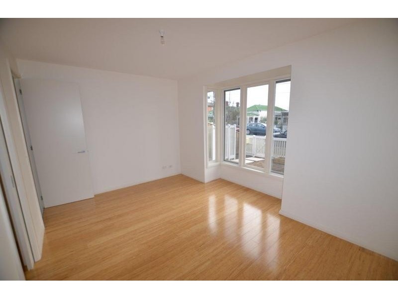 2/5 Stewart Street, Yarraville VIC 3013