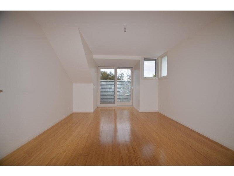 2/5 Stewart Street, Yarraville VIC 3013