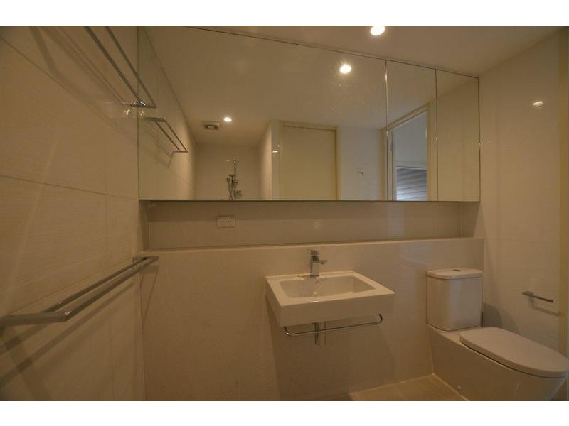 2/5 Stewart Street, Yarraville VIC 3013