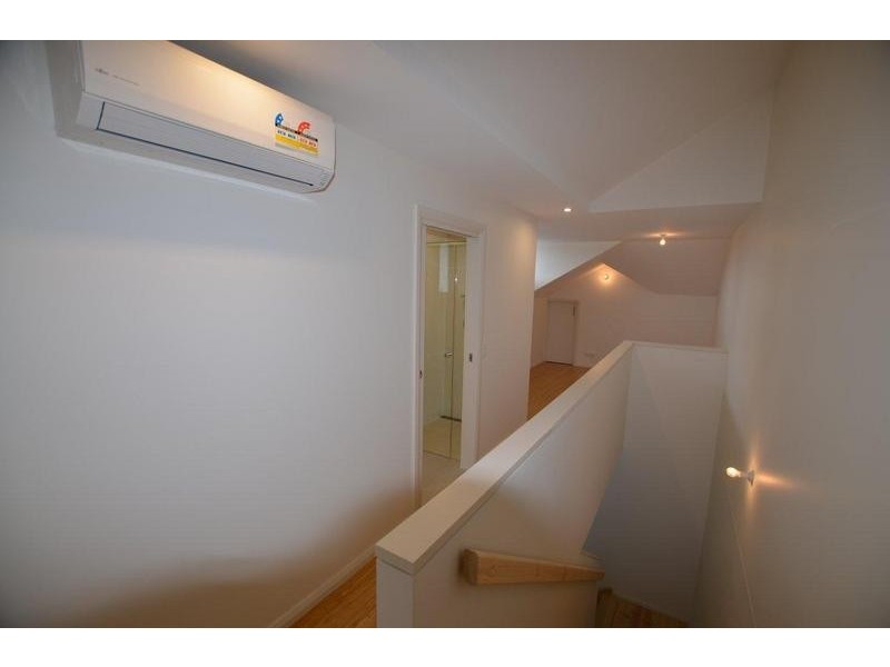 2/5 Stewart Street, Yarraville VIC 3013