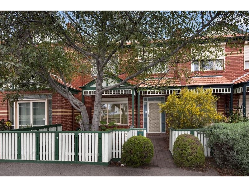 2/245 Williamstown Road, Yarraville VIC 3013