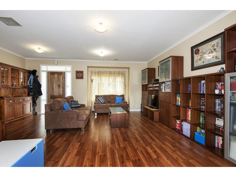 2/245 Williamstown Road, Yarraville VIC 3013