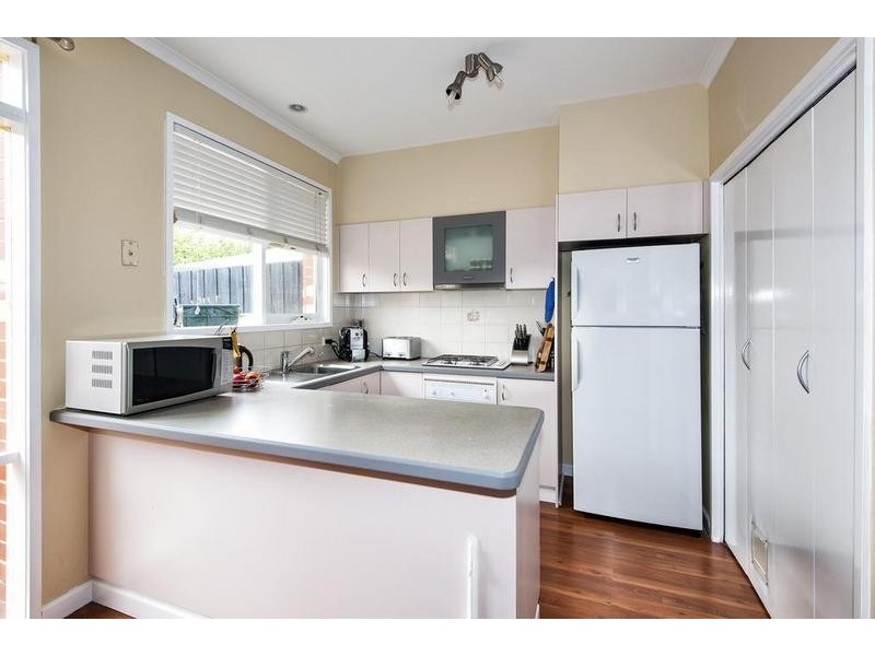 2/245 Williamstown Road, Yarraville VIC 3013