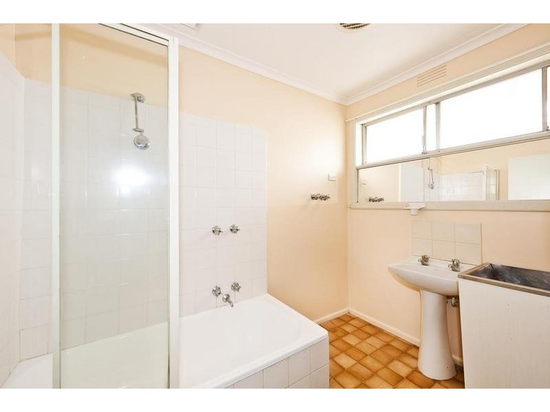 2/118 Gamon Street, Yarraville VIC 3013