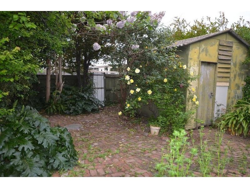 97 Chirnside Street, Kingsville VIC 3012