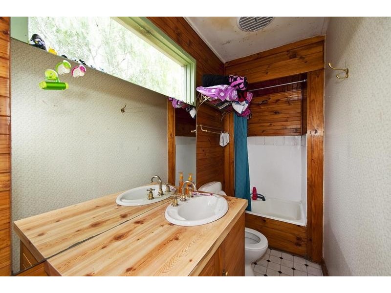 2 Tongue Street, Yarraville VIC 3013